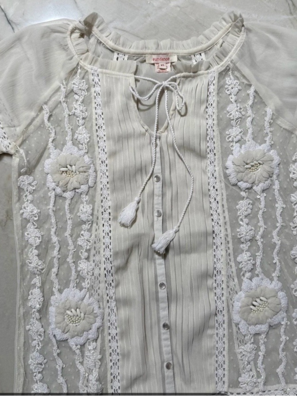Sundance Cream Lace Embroidered Sheer Button-Front Blouse Sz M - Picture 3 of 11